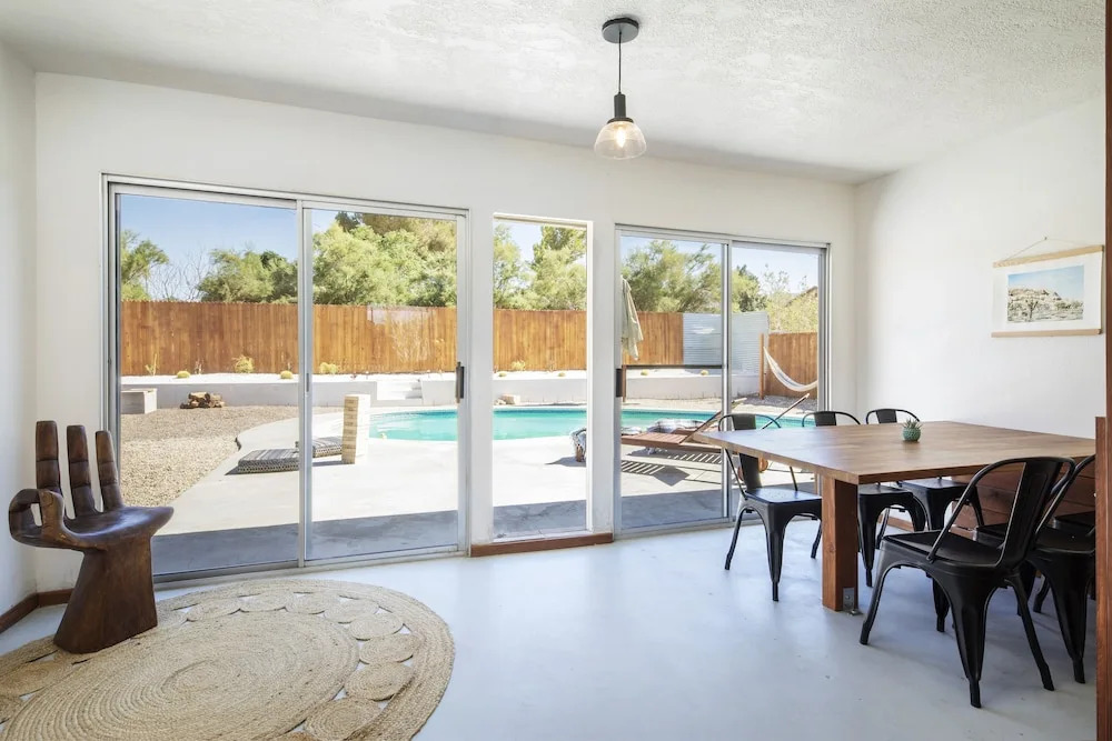 Splash House W/ Private Pool & Fire Pit Dogs Welcome Free 3 Bedroom Home by RedAwning