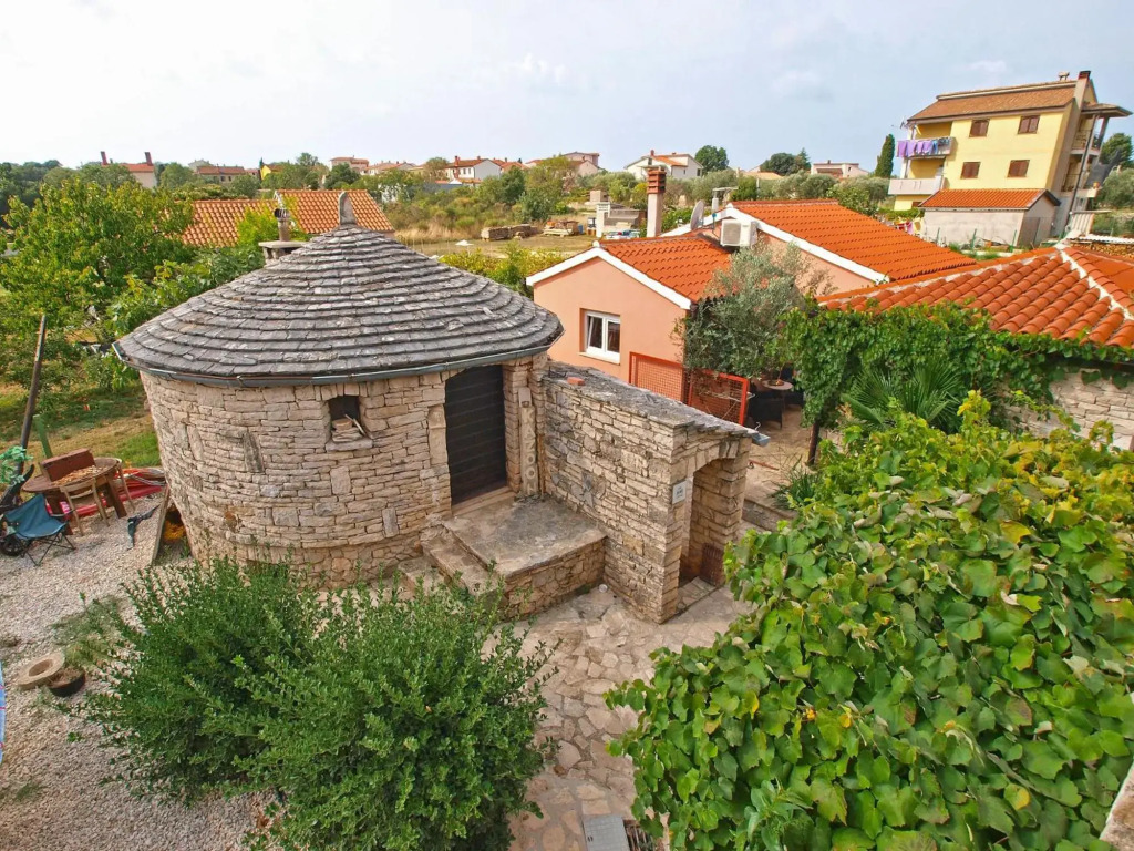 House Natasa 2133