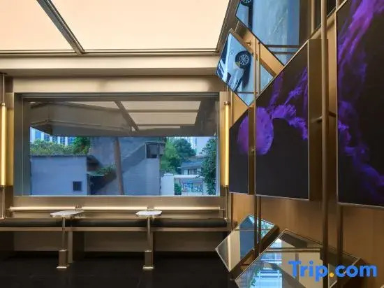 SFEEL Designer Hotel (Chengdu Taiguili COSMO Branch)