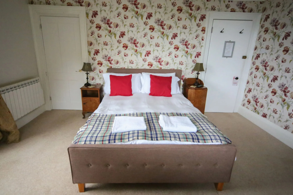 Laston House