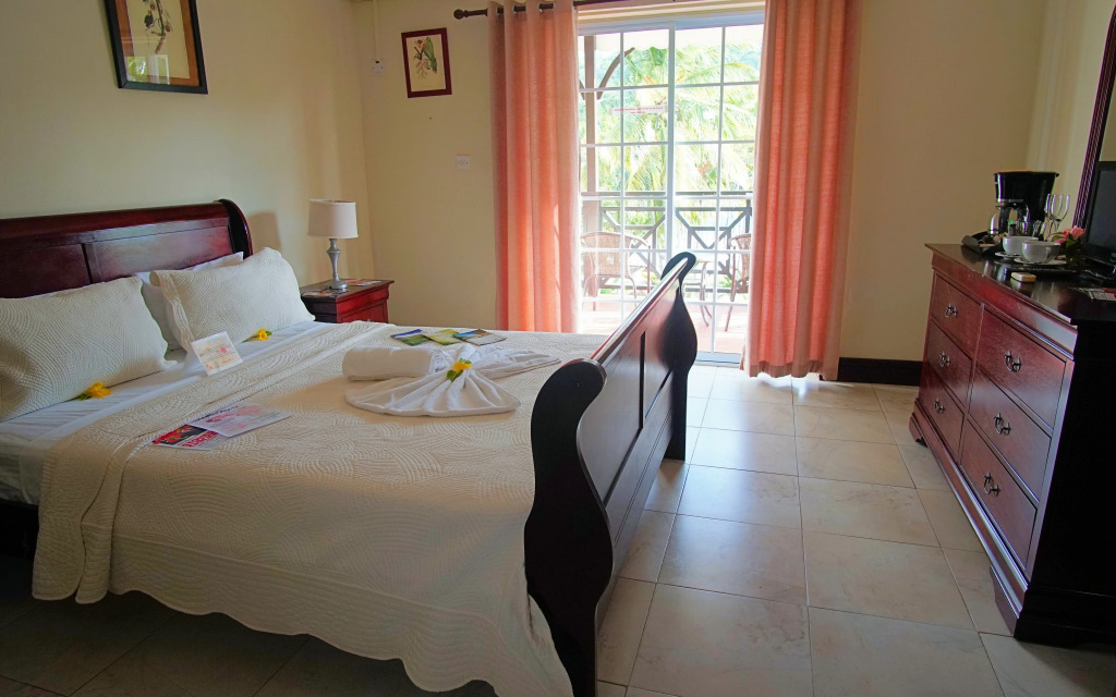 Marigot Beach Club & Dive Resort
