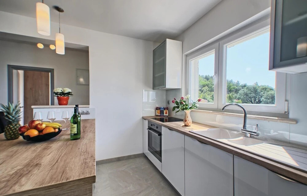 Awesome Home in Blato With Wifi and 6 Bedrooms