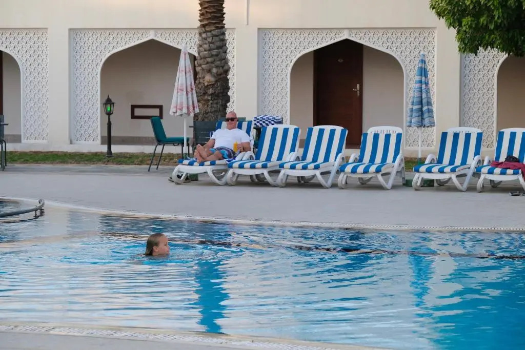 Falaj Daris Hotel