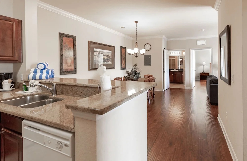 1351tt Unit 8407 - Tuscana Resort 2 Bedroom Condo by RedAwning