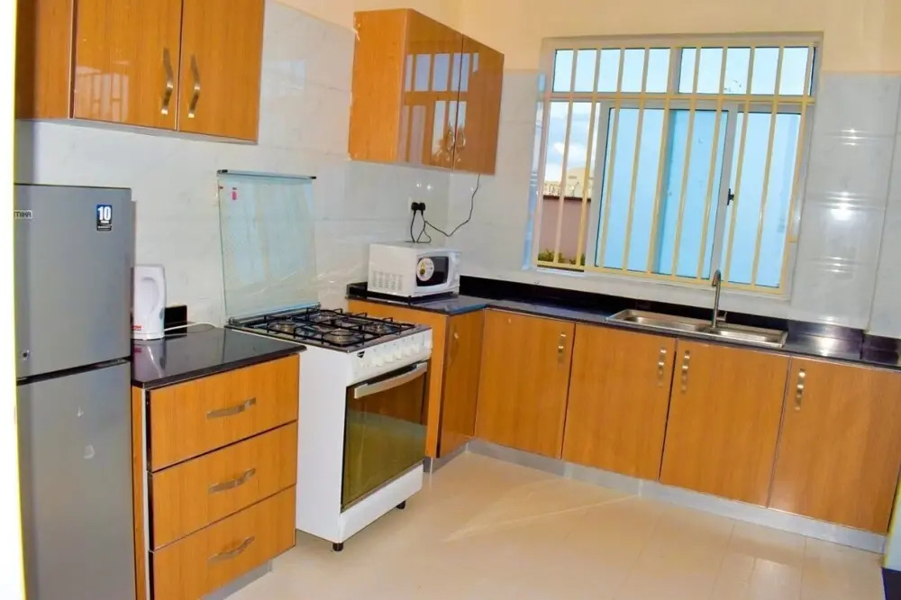 Mayberry Airport homestay