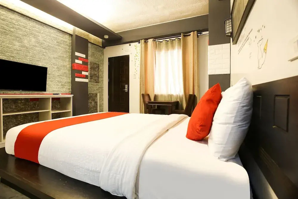 OYO 786 Hotel T-ara