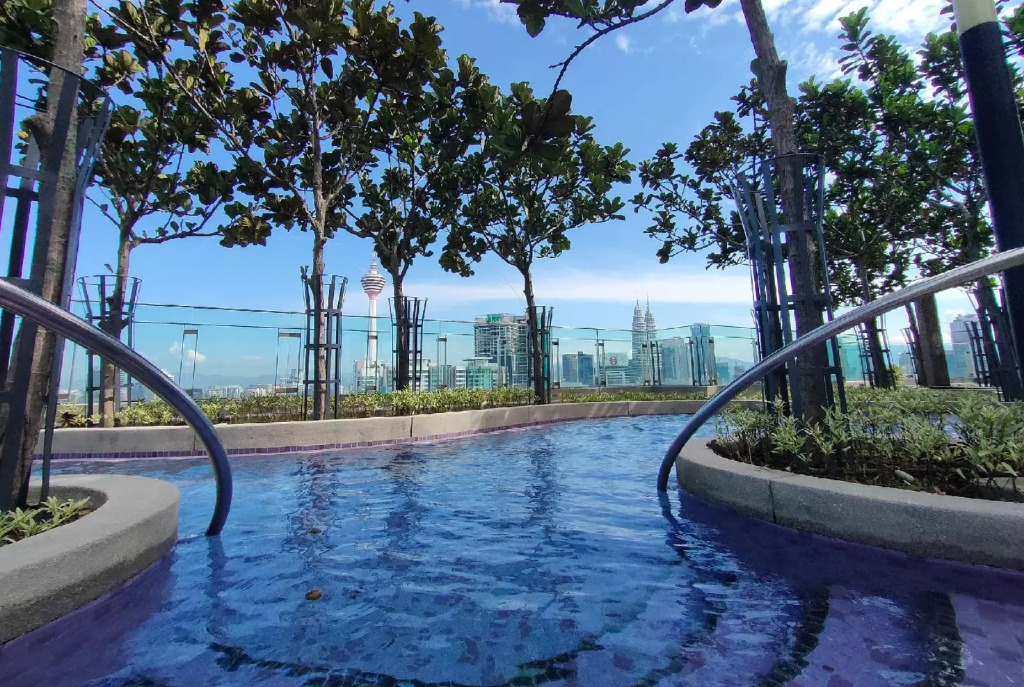 Eclipse Suites Robertson Bukit Bintang