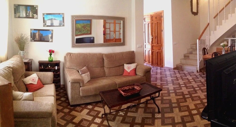 House With 6 Bedrooms in Carcelén, With Wonderful Mountain View, Balco