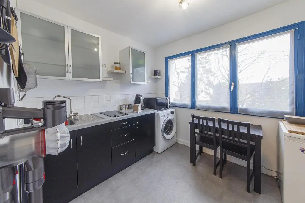 Studio spacieux à 15 min à pied de la Gare