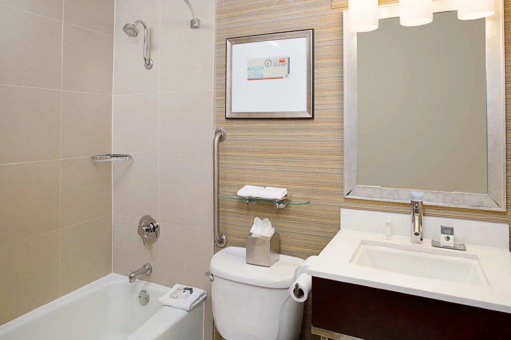 DoubleTree by Hilton Baltimore - BWI Airport