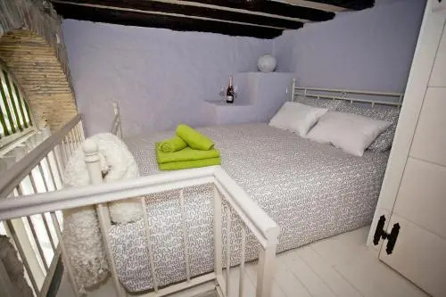 Aurora Tiny Apartment
