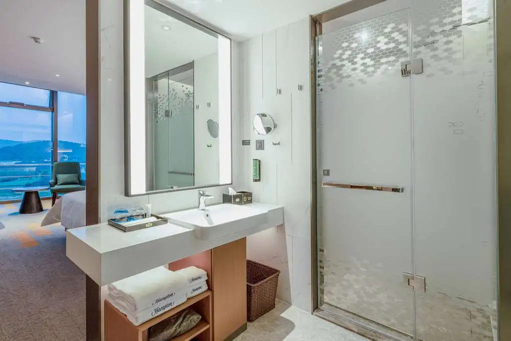 Hampton by Hilton in Nanjing Qilin Zhongshan Mausoleum Scenic Area