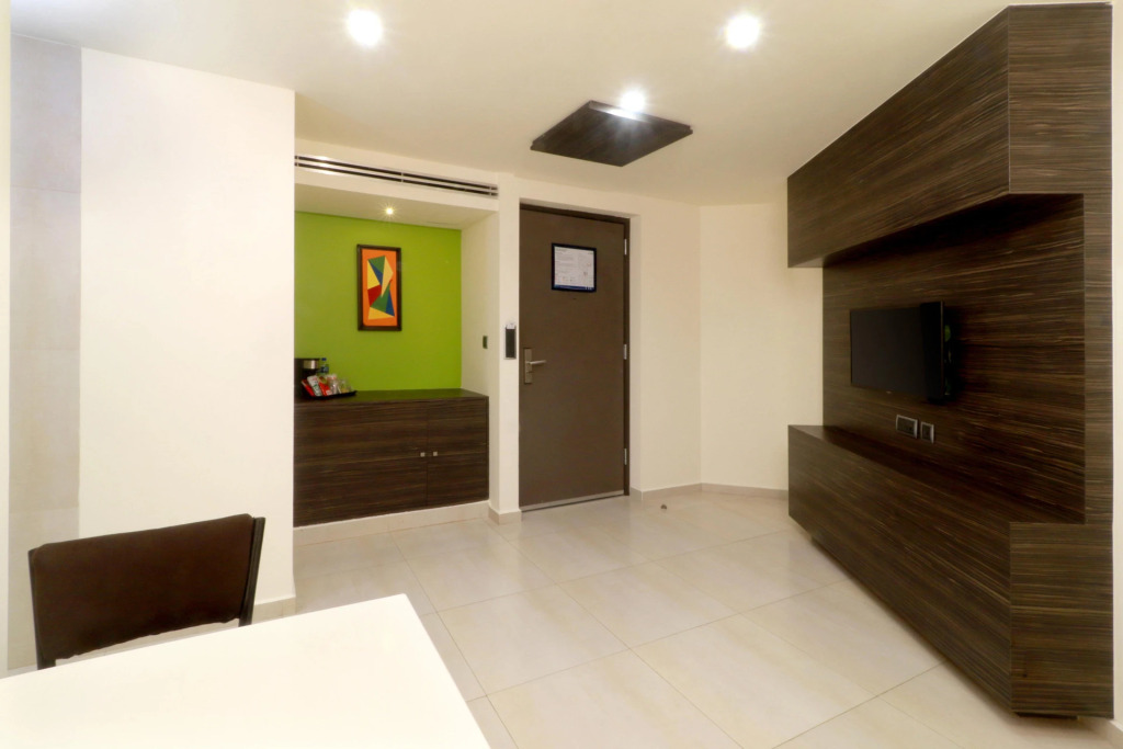 Holiday Inn Express Mexico Aeropuerto by IHG