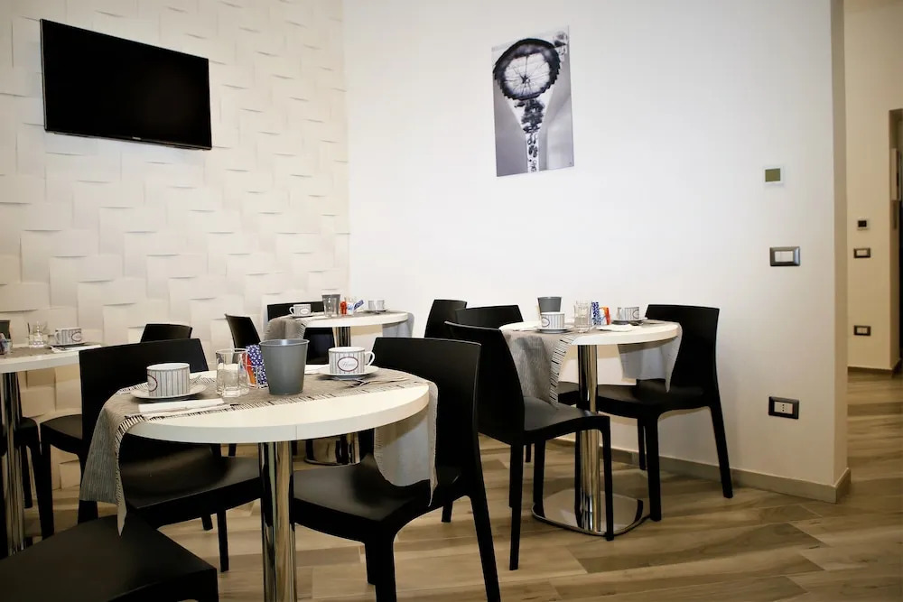 Hermes rooms for tourists
