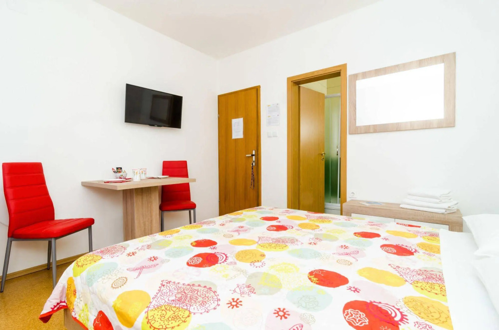 Cina Apartments