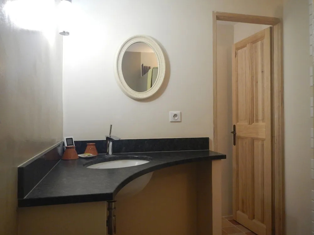 Ma Maison De Loin