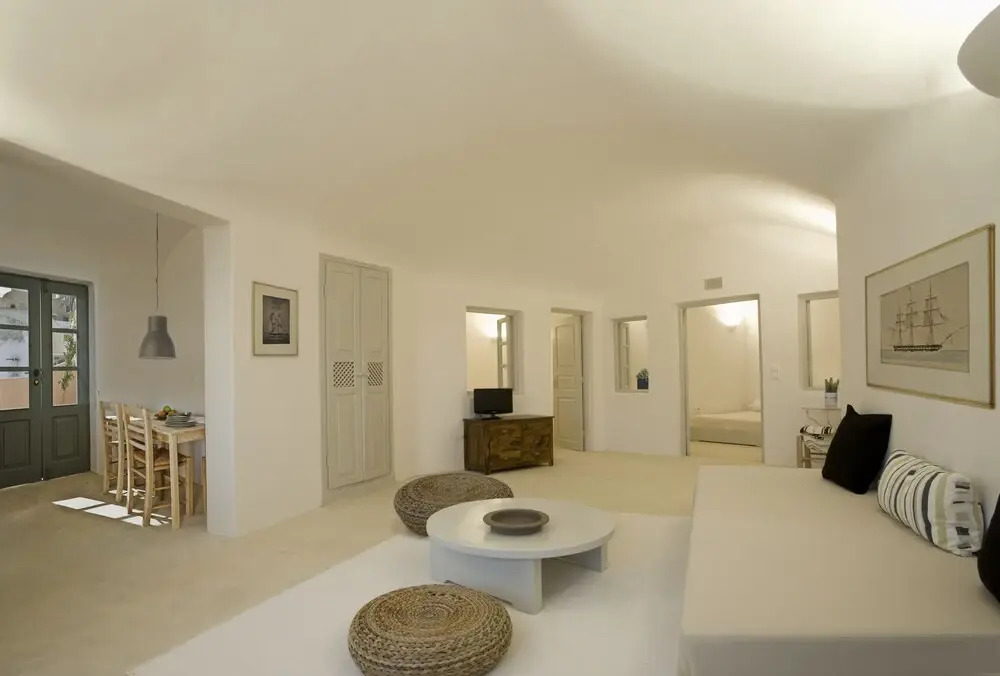 Neema Maison Finikia Santorini
