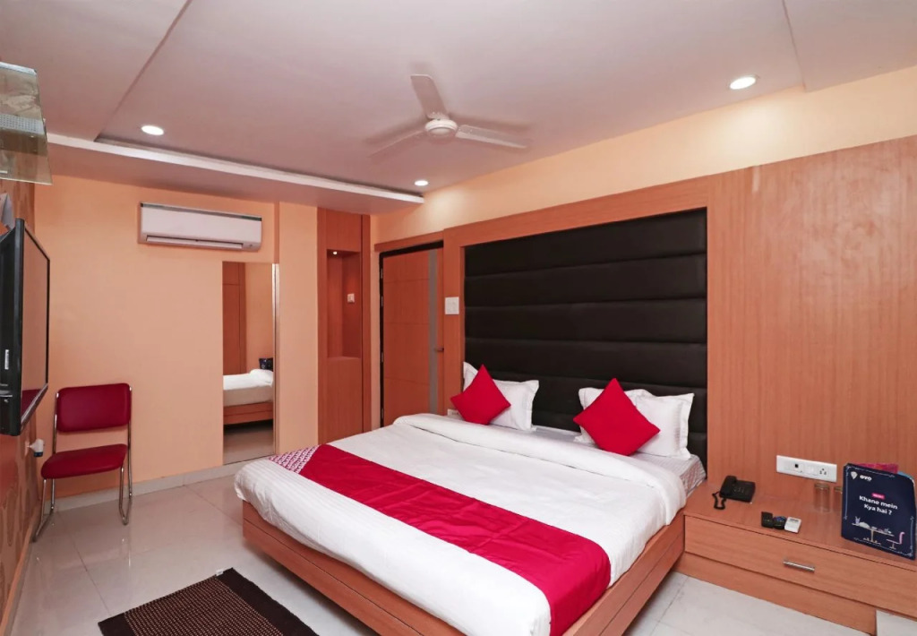 Hotel Sapphire Inn
