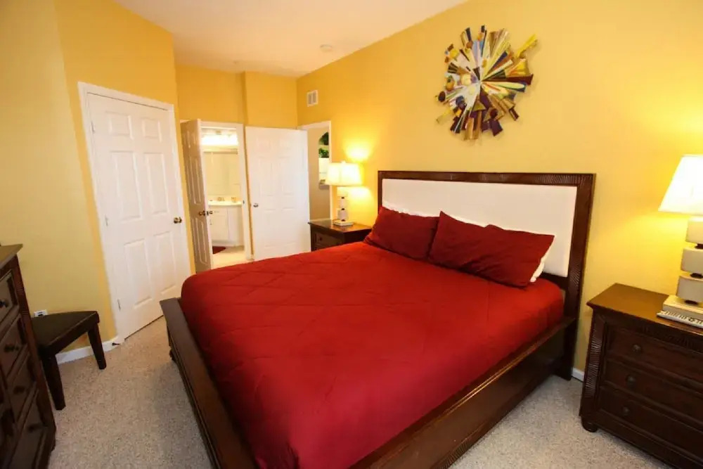 2784 Windsor Hills