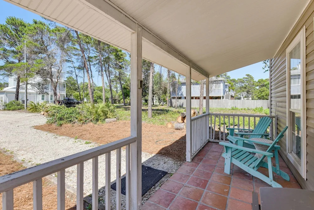 Walk to Beaches on 30a! Coastal Studio Stay