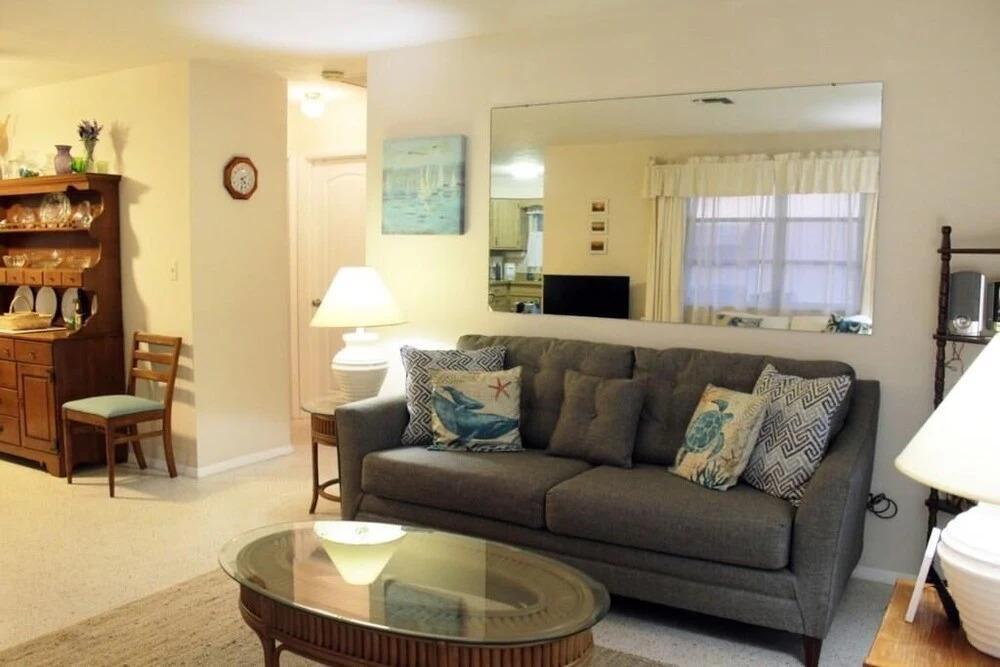 Jane's Cozy Cottage - Rental Ready