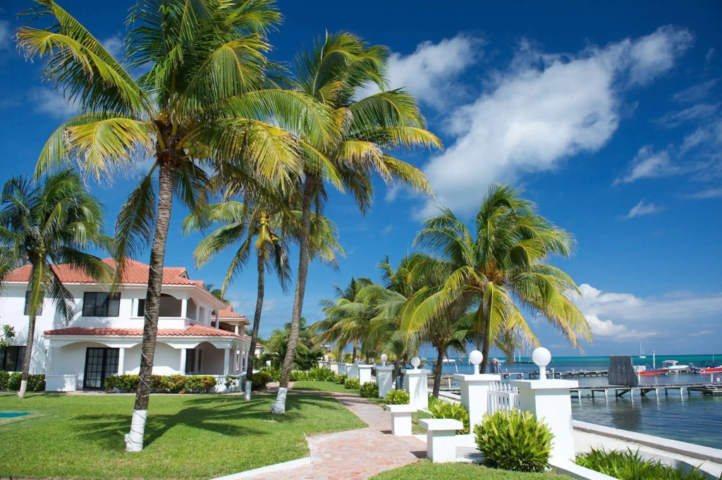 Isla Bonita Yacht Club