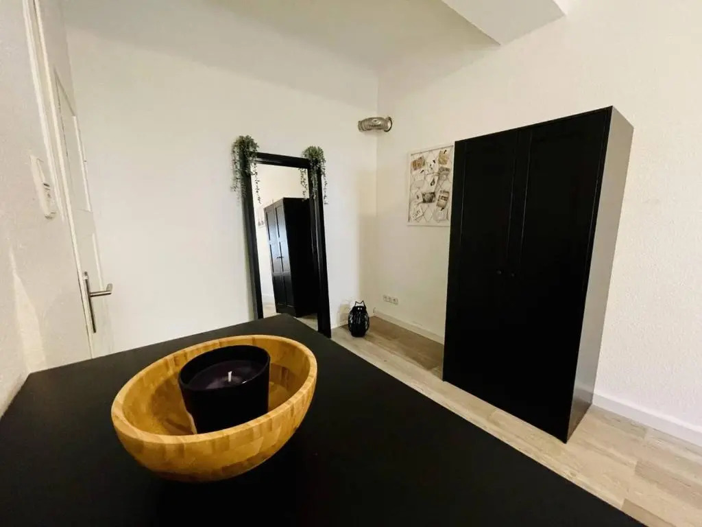 Newly Furnished Beautiful Apartment In The Center With Smart TV
