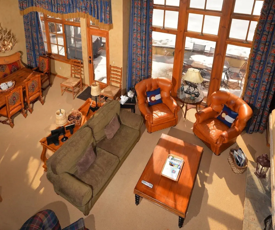 Enclave #193 3 Bedrooms 5 Bathrooms Condo