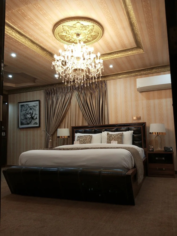 NO.1 HOTEL