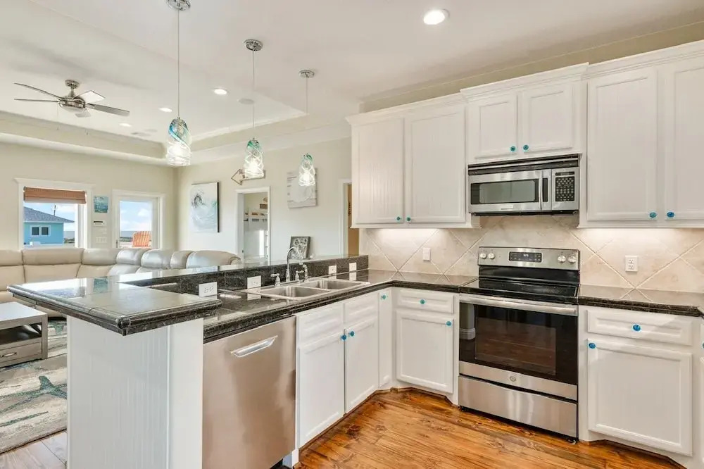 Gulf Winds 3 Bedroom Home
