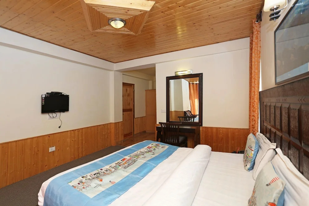 OYO 7008 Astha Cottage