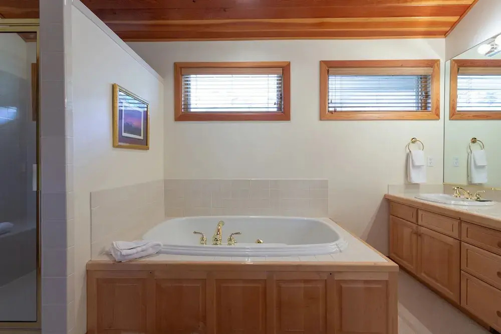 Double Eagle at Deer Valley Resort - Three Bedroom Condo with Hot Tub #17 3 Condo