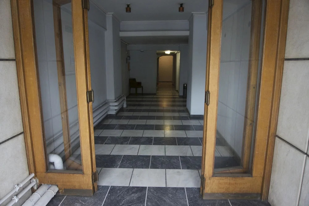 Central Apartment near Metro station