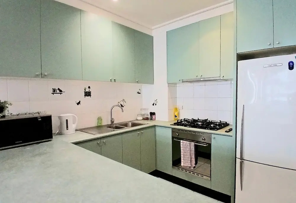 Readyset Apartments at Dockside