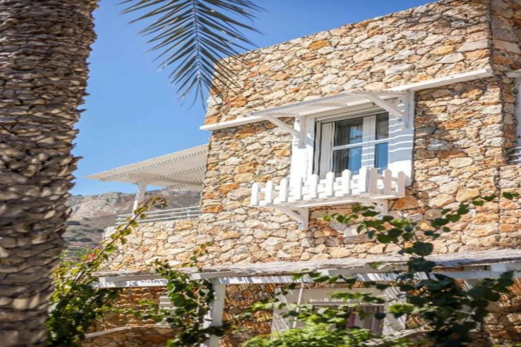 Hotel Irini
