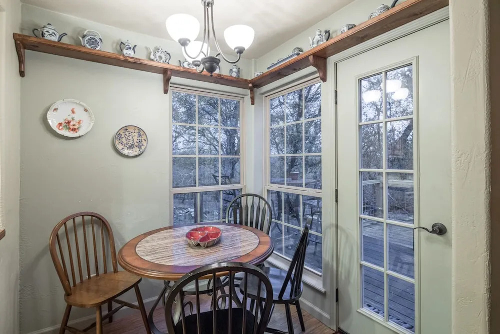 Little Rock 'N' Woodv 2 Bedrooms 2 Bathrooms Home