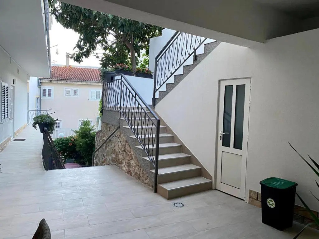 Apartments Mirjana