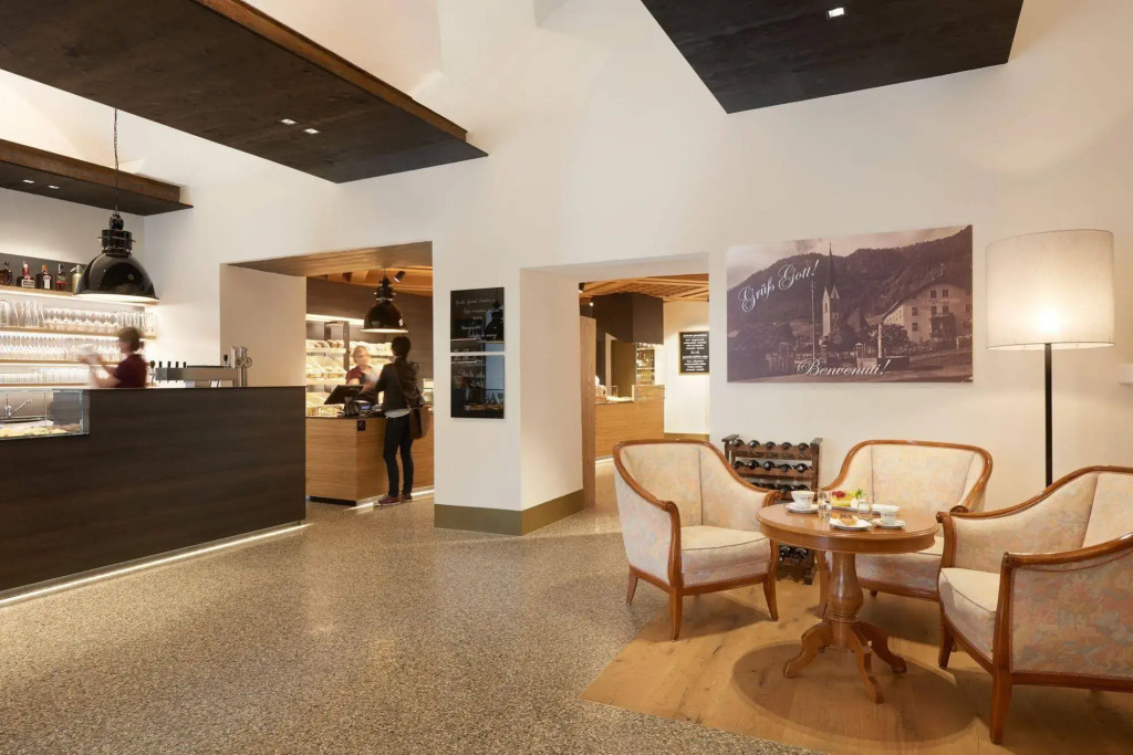 Historic Hotel Bircher B&B Apartments near Sterzing