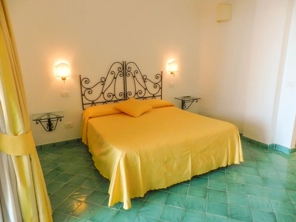 Bacio del Sole B&B Positano