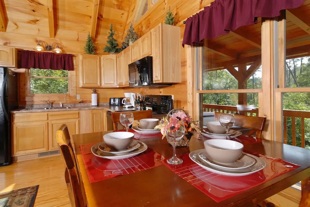 Mountain Lake Hideaway by Heritage Cabin Rentals
