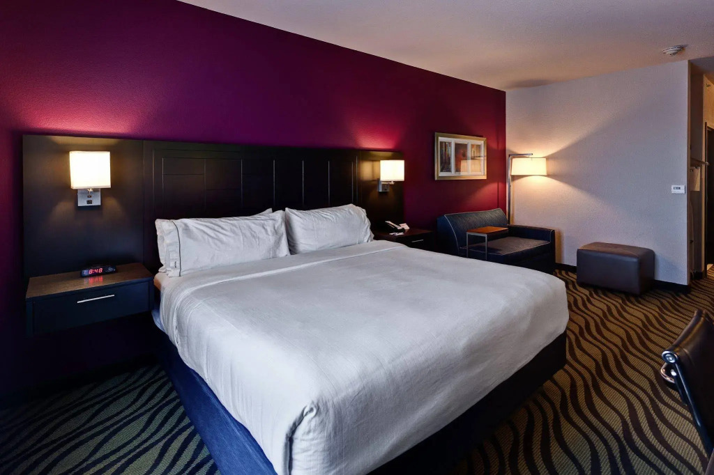 Holiday Inn Express Hutchison by IHG
