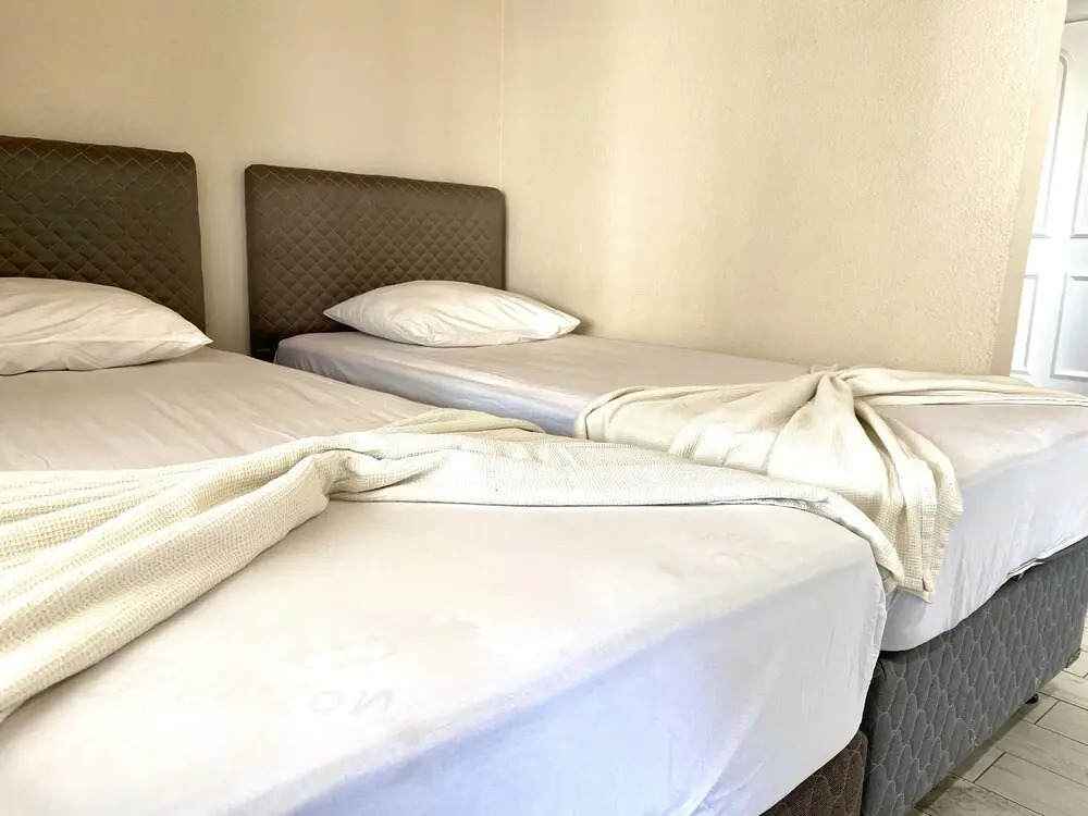 Emir Hostel