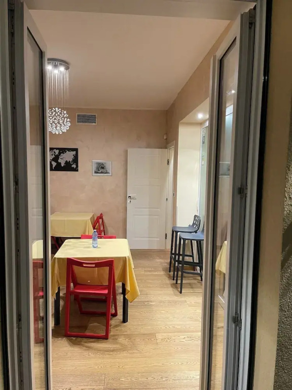 Smart-House-Central-Rent-Rooms-FREE-PARKING