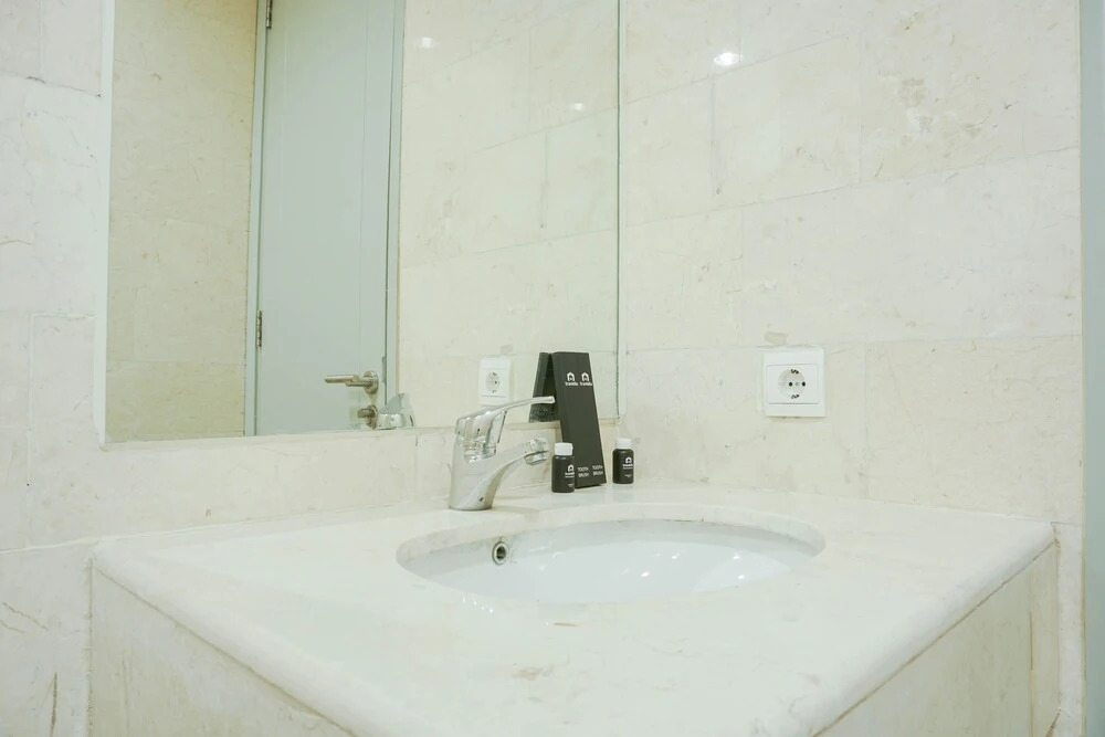 Fully Furnished 1BR with Working Room at The Empyreal Apartment