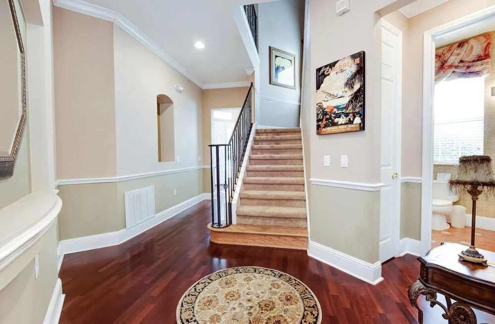 Disney theme 5 bed 5 bath with pool