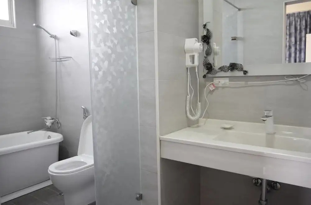 New Zhilan B&B