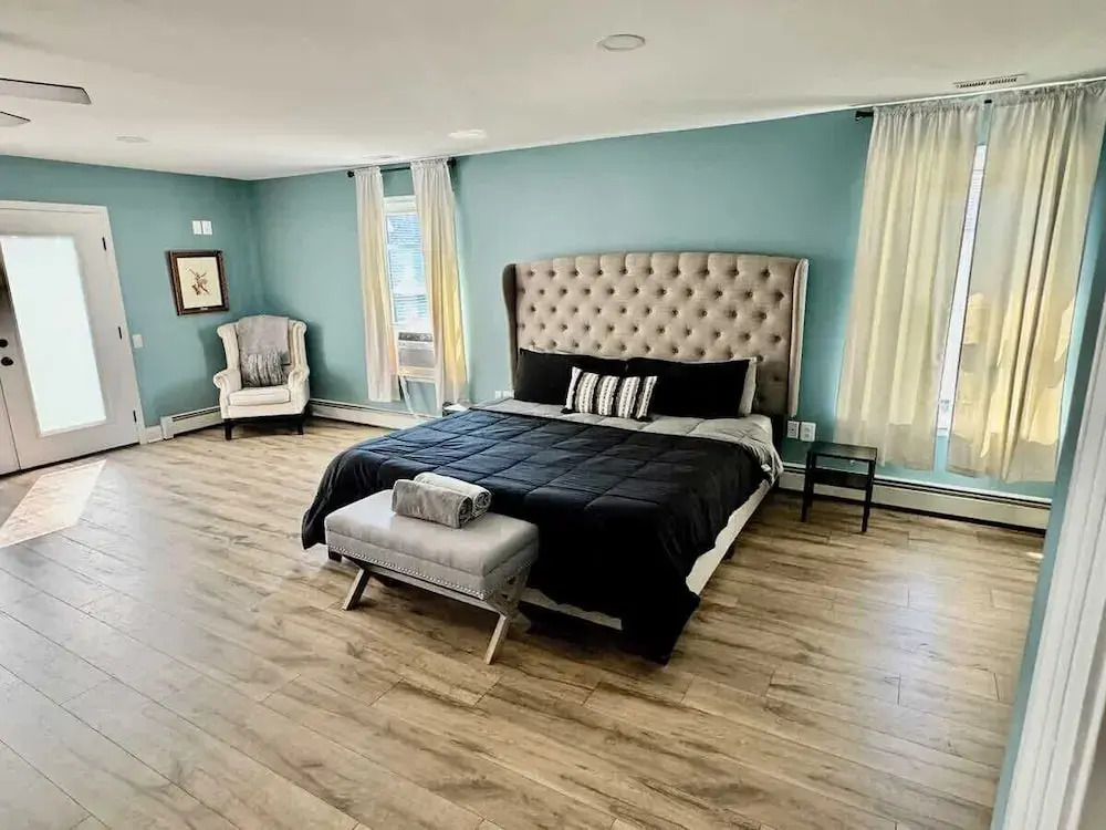 Solomons Island 6BR Family Getaway