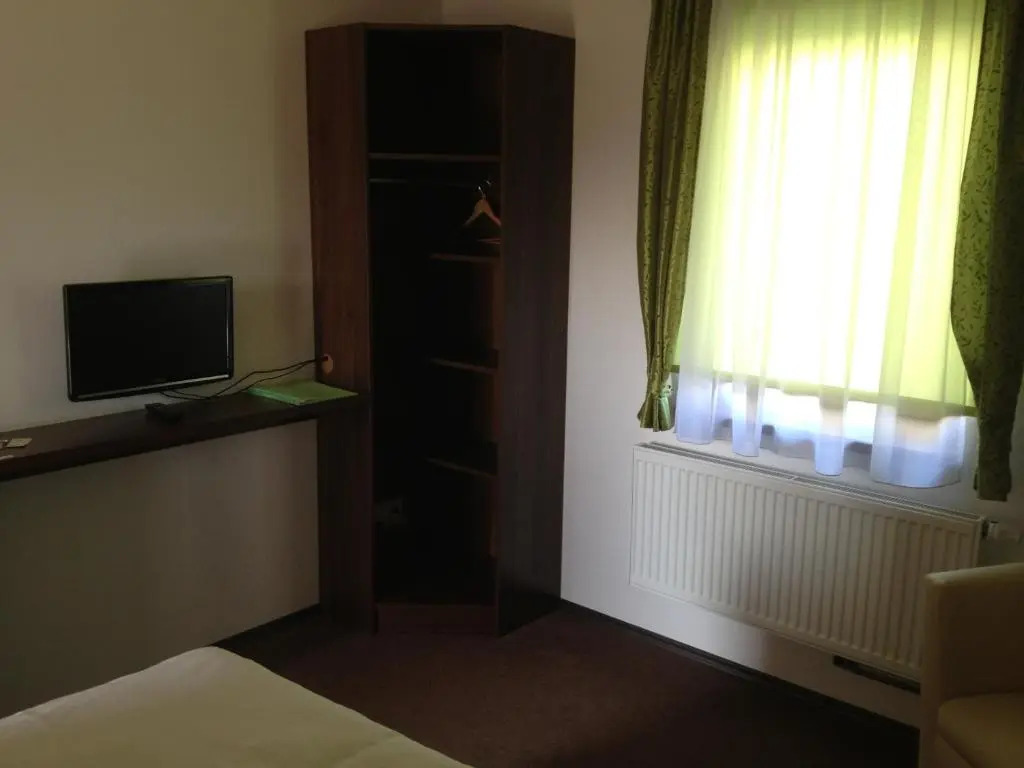 Motel R10