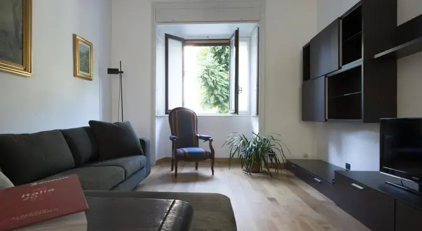 Cirene Halldis Apartment