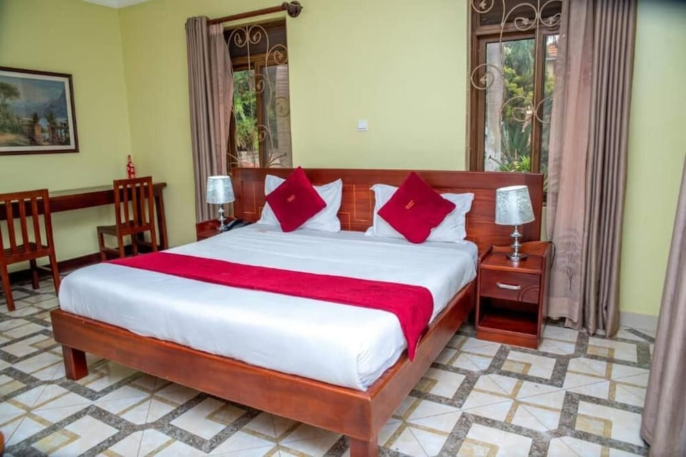 Precious villas hotel